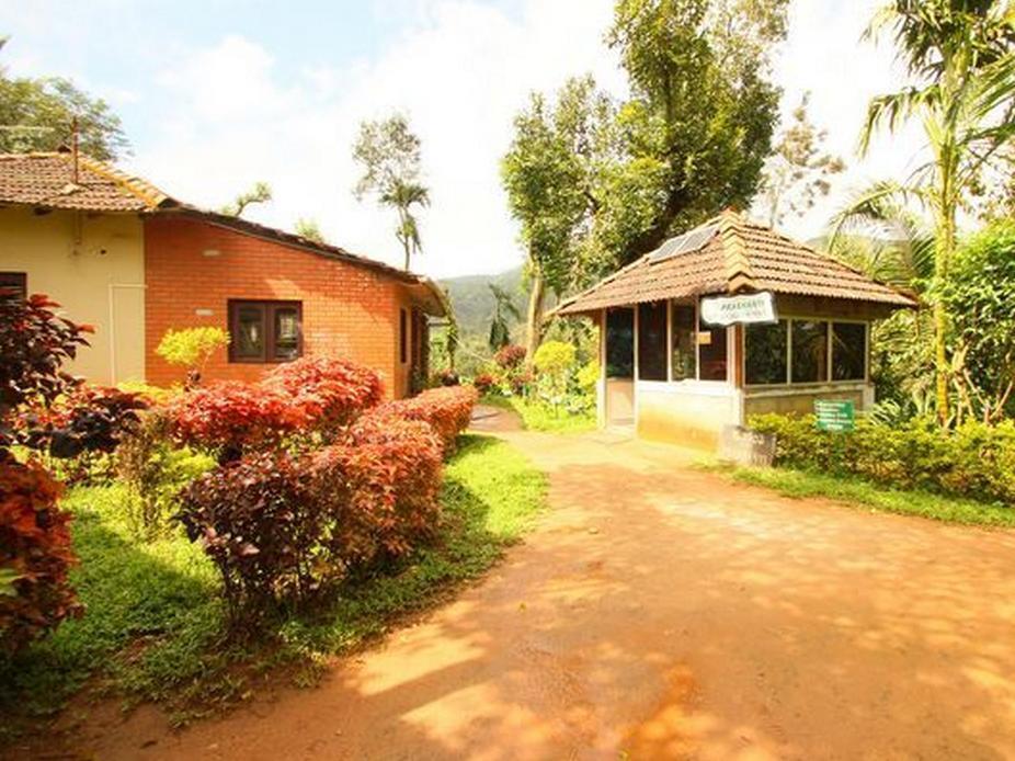 Prashanti Resort Madikeri Bagian luar foto